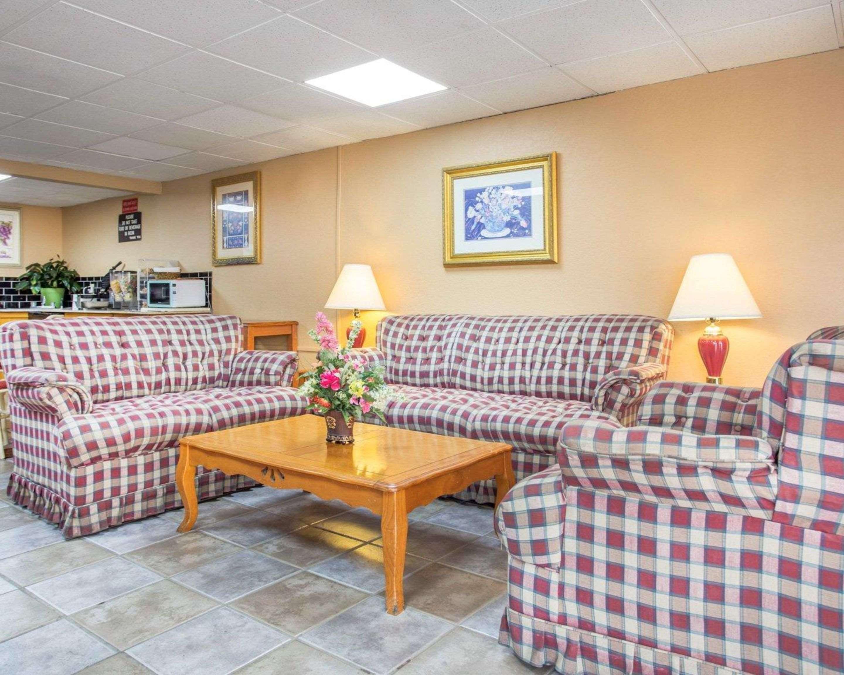 Rodeway Inn Stone Mountain Tucker Dış mekan fotoğraf