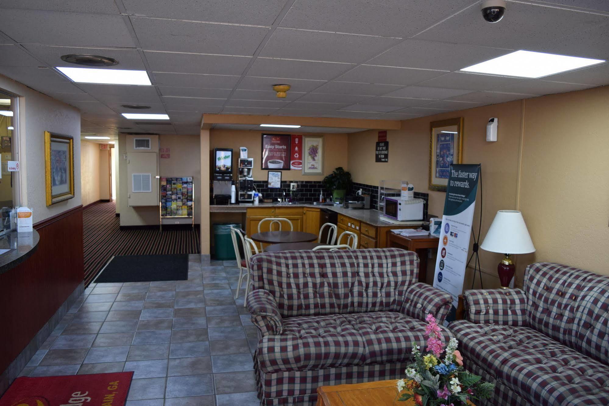 Rodeway Inn Stone Mountain Tucker Dış mekan fotoğraf